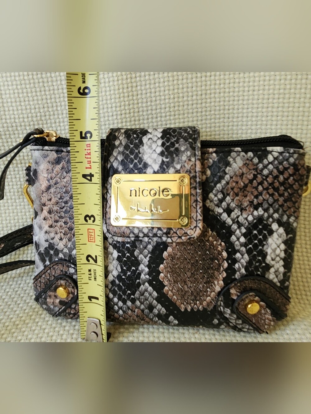 Nicole by Nicole Miller Faux Snakeskin Python Mini Crossbody Wallet Purse Bag - Picture 3 of 16